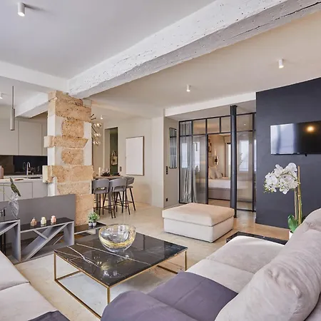 Superb Duplex In The Center Of *